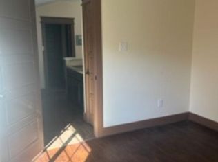 6828 Knox St #B, Houston, TX 77091