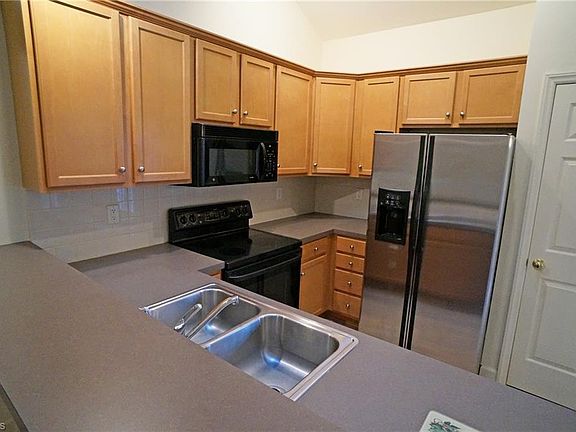 5th image of 4745 Lancaster Park Dr
