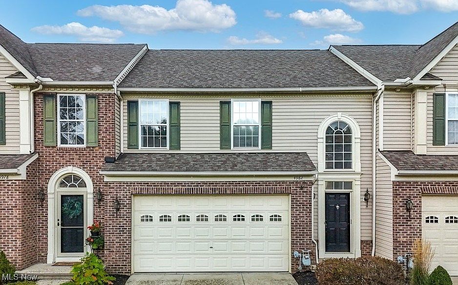 1st image of 4982 Lake View Dr