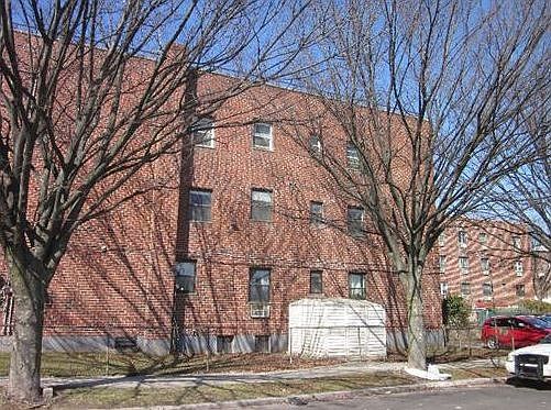 2nd image of 1021 E 87th St #6B