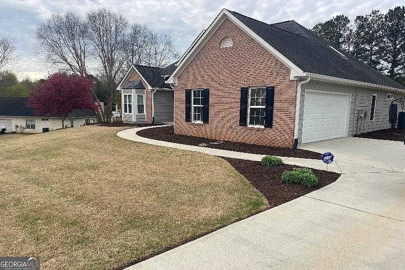 1st image of 2085 Indian Hills Ct