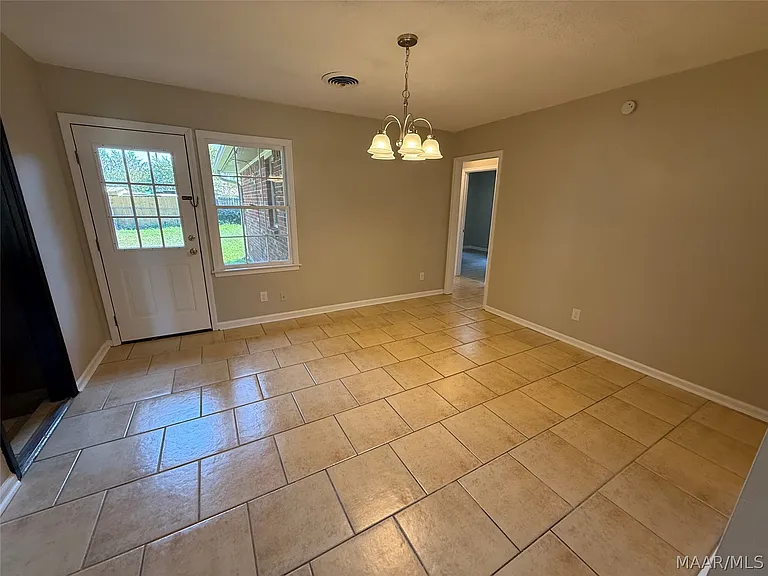 113 Lori St — Photo 13