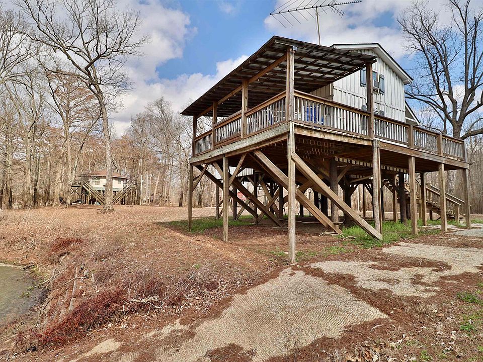 28th image of this home