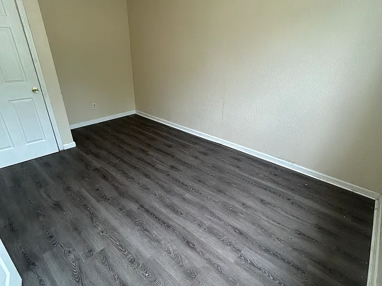 2046 State St — Photo 7