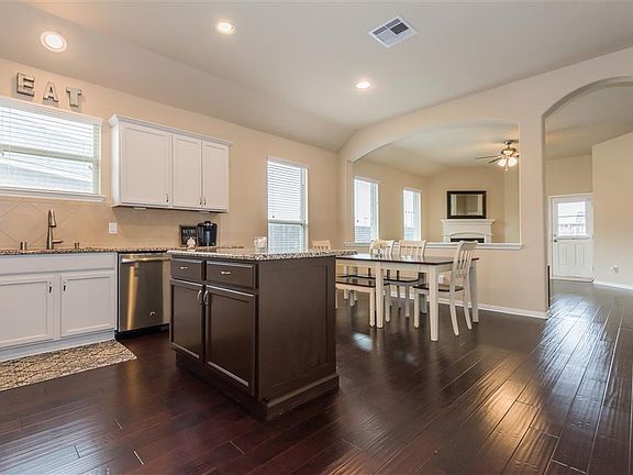 4th image of 18507 Magnolia Dell Dr