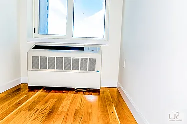 Rented by Urban Realty NYC