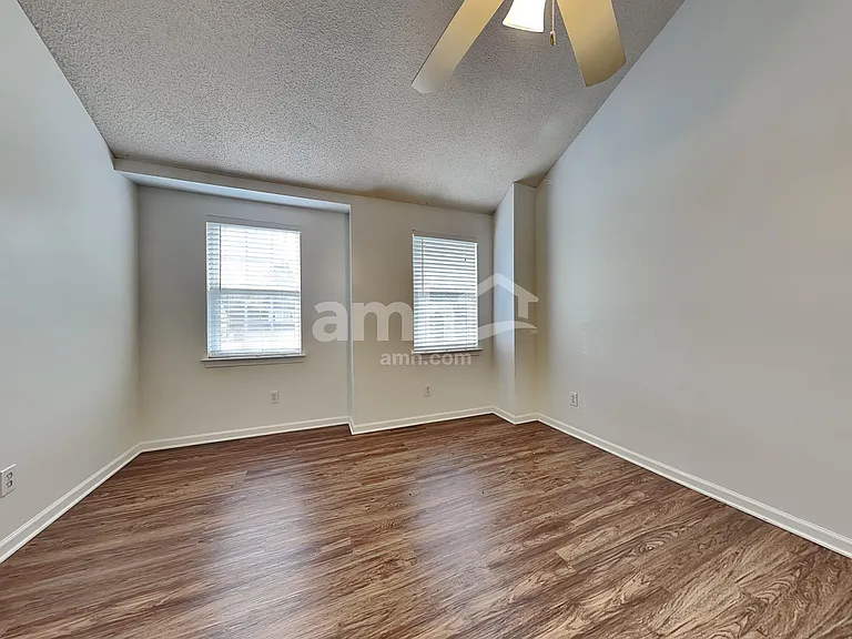 214 Long Creek Pkwy — Photo 8