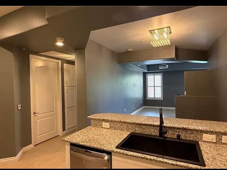 68 E Serene Ave #311 — Photo 2
