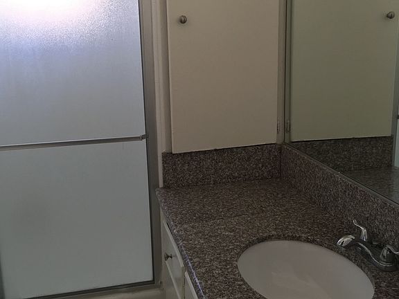 5th image of 339 N Howard St APT 9