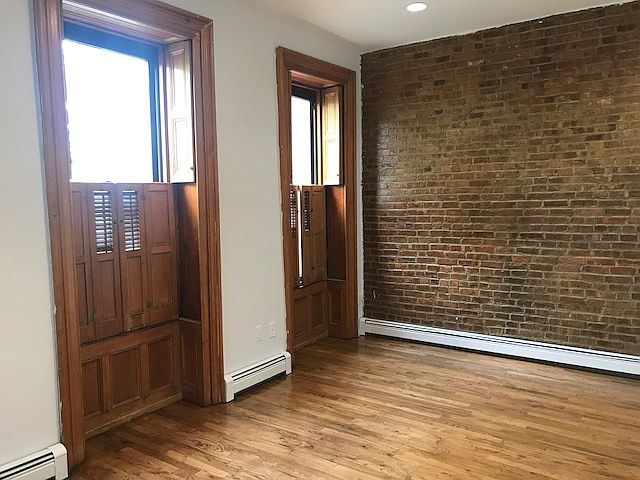 Building Photo 4