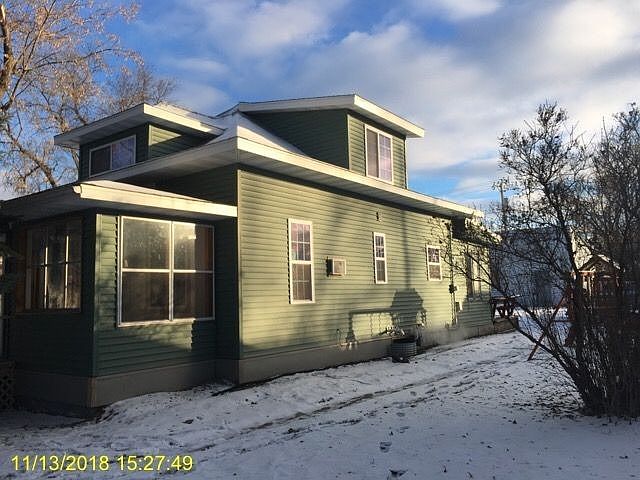 2nd image of 1113 6th St