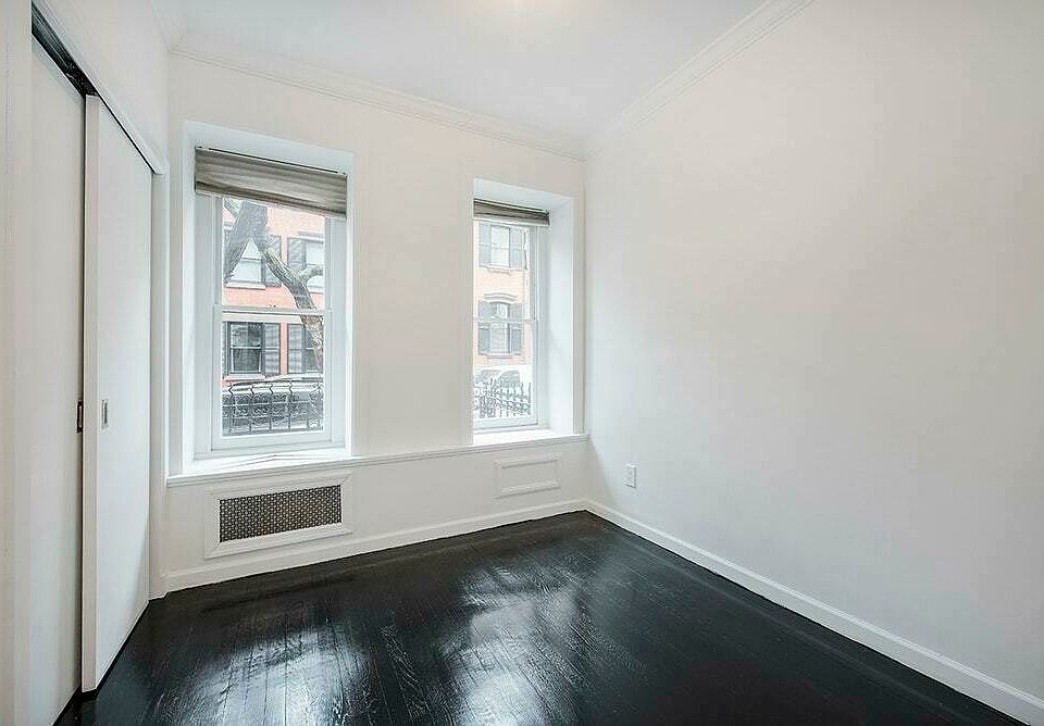 1st image of 65 Bank St APT A