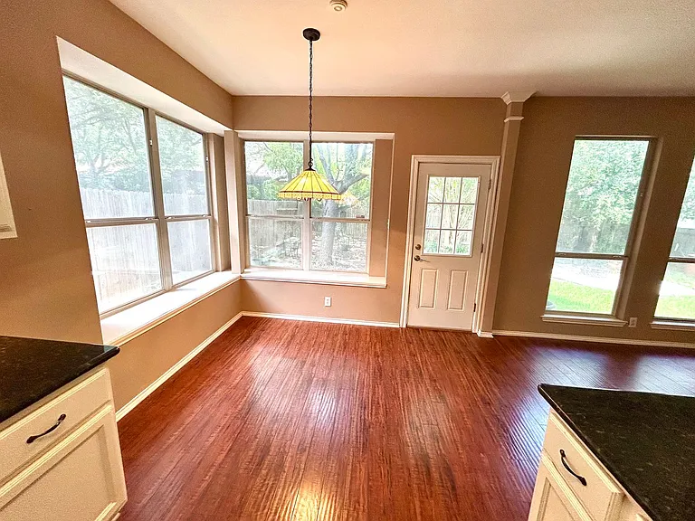 8807 Brae Ridge Dr — Photo 9