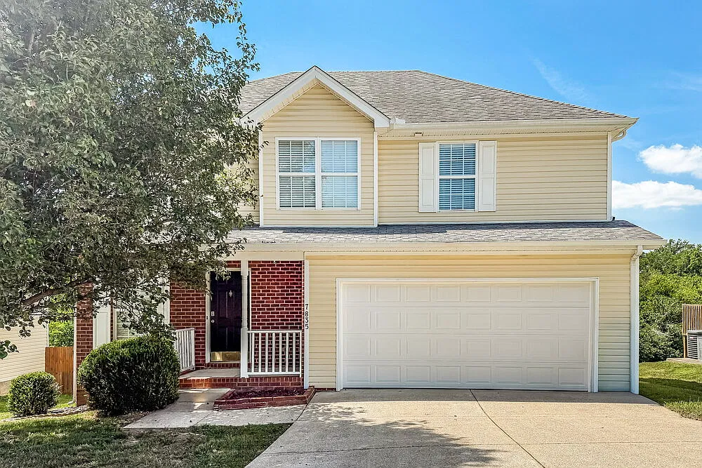 3 bed, 2.5 bath, 1764 sqft, $2,000 — Photo 1