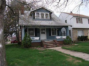 1st image of 284 E 193rd St