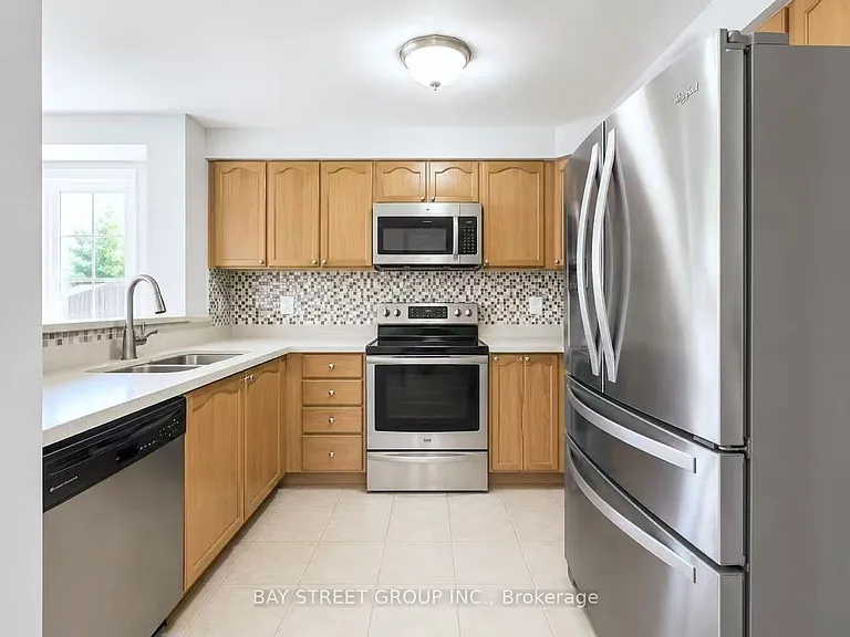 3168 Cabano Cres — Photo 12