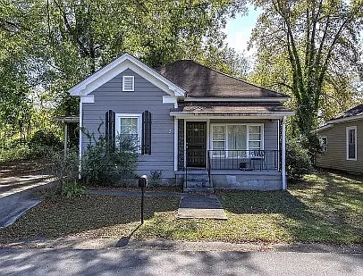 3 Grover St SW