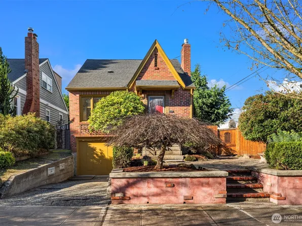 2301 42nd Avenue SW, Seattle, WA 98116