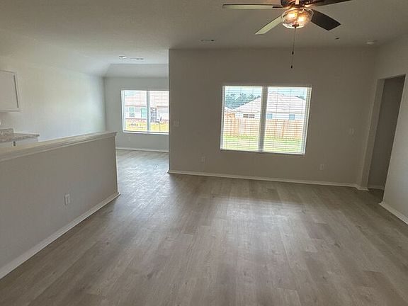 5th image of 50 Kyndall Lauren Ln