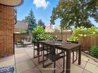 337 Simcoe St N #101, Oshawa, ON L1G4T2