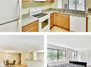 9218 Chadburn Pl, Gaithersburg, MD 20886