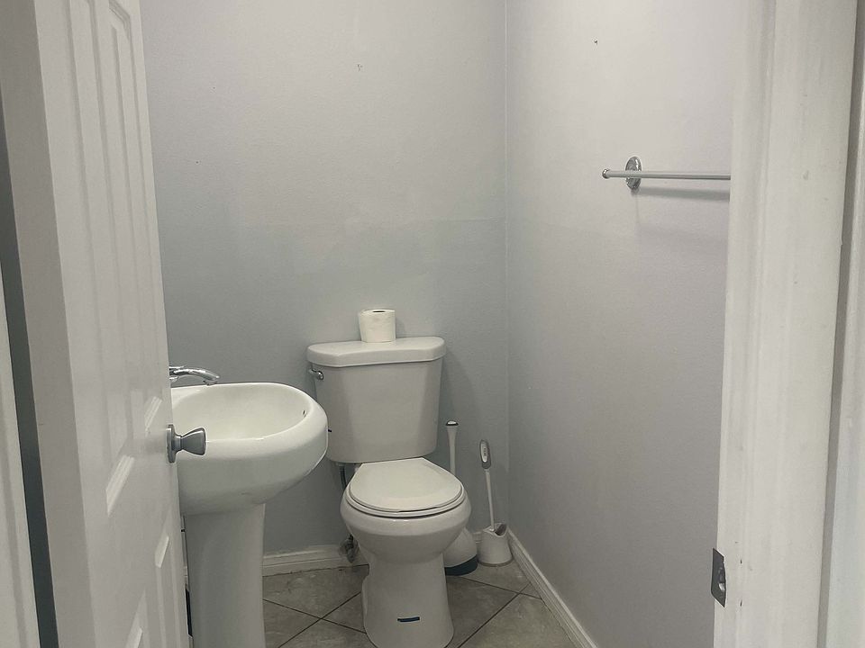 2nd image of 16486 Lariat Rd #C