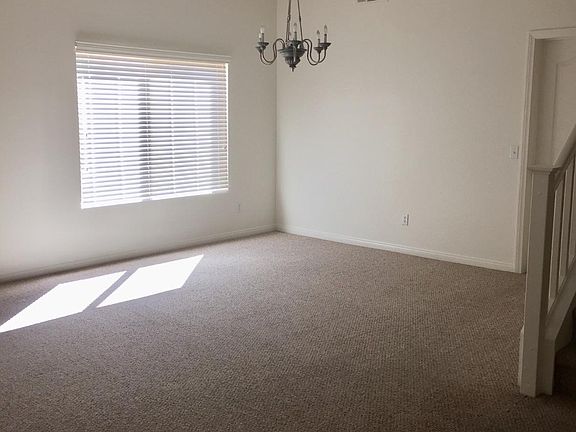 3rd image of 13210 Crossroads Ct