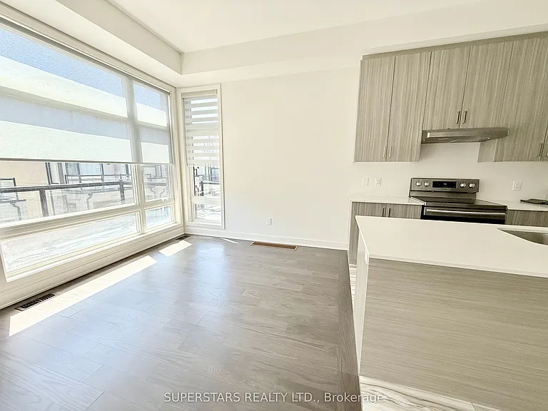 18 Mogul Rd — Photo 7