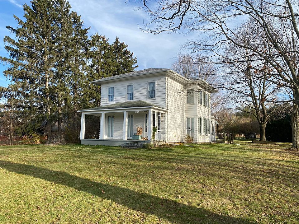 1st image of 5616 N Riverview Dr