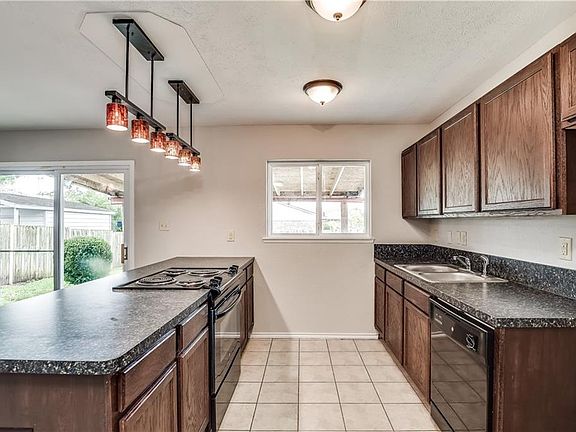 2nd image of 700 Hill Haven Dr