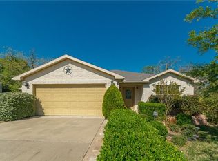 112 Bent Tree Cv, Cedar Creek, TX 78612