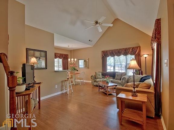 4th image of 614 N Fairfield Dr