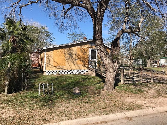 1st image of 522 W Magnolia Ave