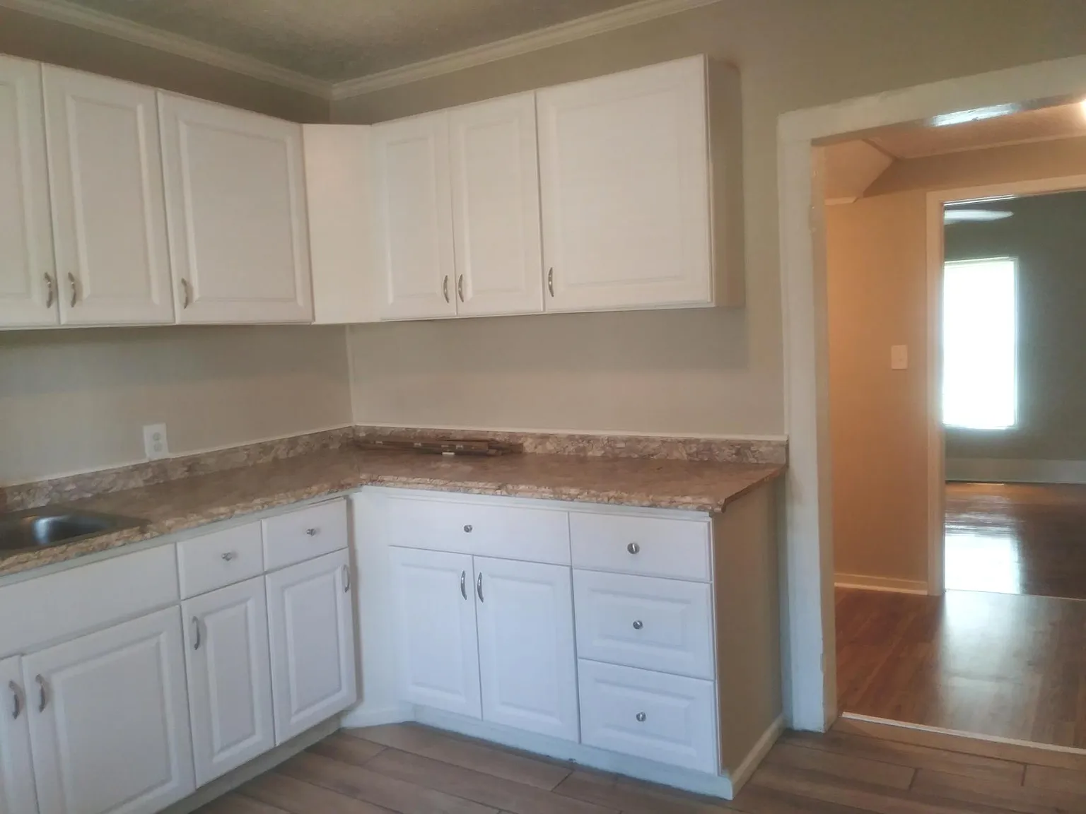 3 bed, 1650 sqft, $1,400 — Photo 4
