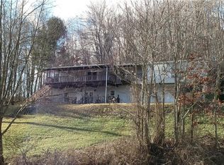 330 Morrison Rd SE, New philadelphia, OH 44663