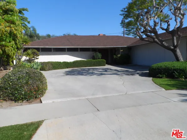 6524 S Holt Ave, Los Angeles, CA 90056