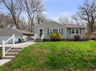 1612 31st St #A, Moline, IL 61265