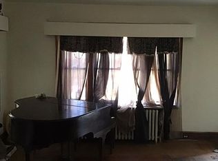 54 Overbrook Rd, Pittsburgh, PA 15235