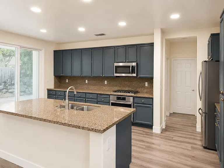 261 Oxburough Dr — Photo 8