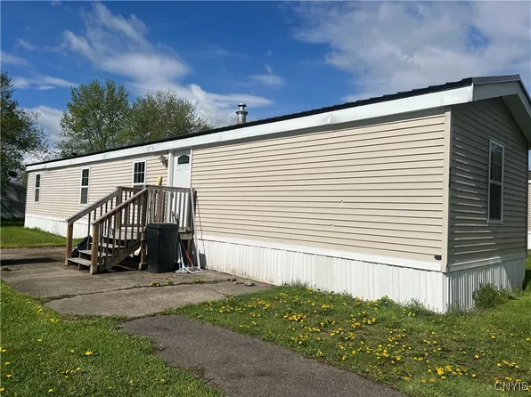 28 Bell Ln, Freeville, NY 13068