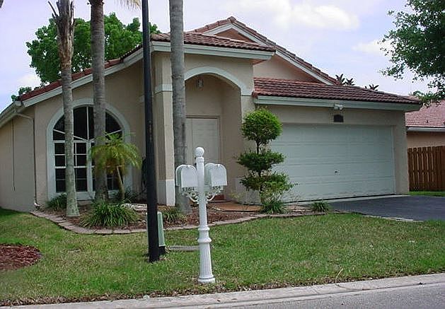 1st image of 3354 NW 79th Ave
