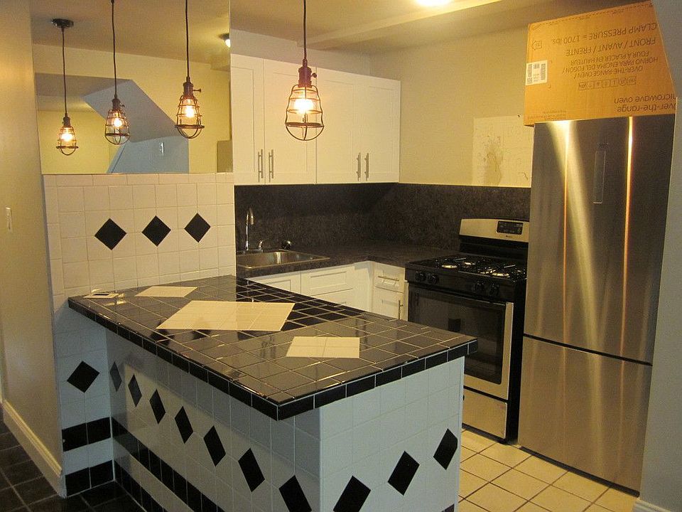 1st image of 763 Park Ave #1P