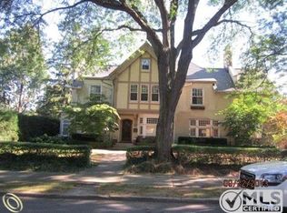 24 McKinley Pl, Grosse Pointe Farms, MI 48236