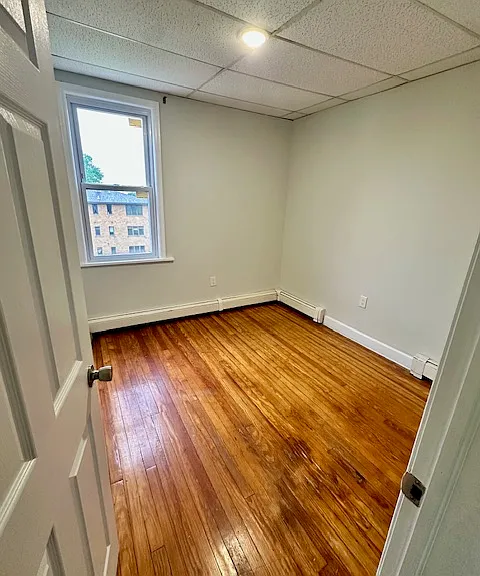 298 Outwater Ln — Photo 4
