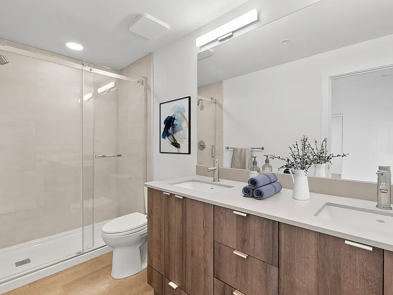 3795 Lakeshore Rd — Photo 41