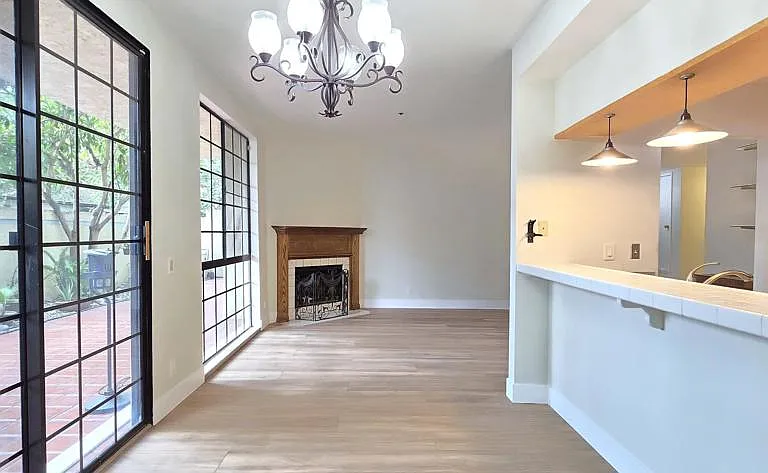 235 S Holliston Ave #113 — Photo 10