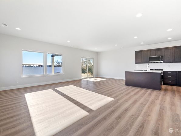 4247 W Sandy Ct, Moses Lake, WA 98837