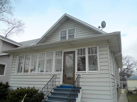 1127 S. Elmwood