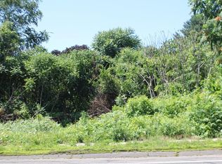 6 Spencer St, Agawam, MA 01001