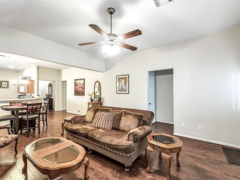 3203 Dale Ridge Trl — Photo 16